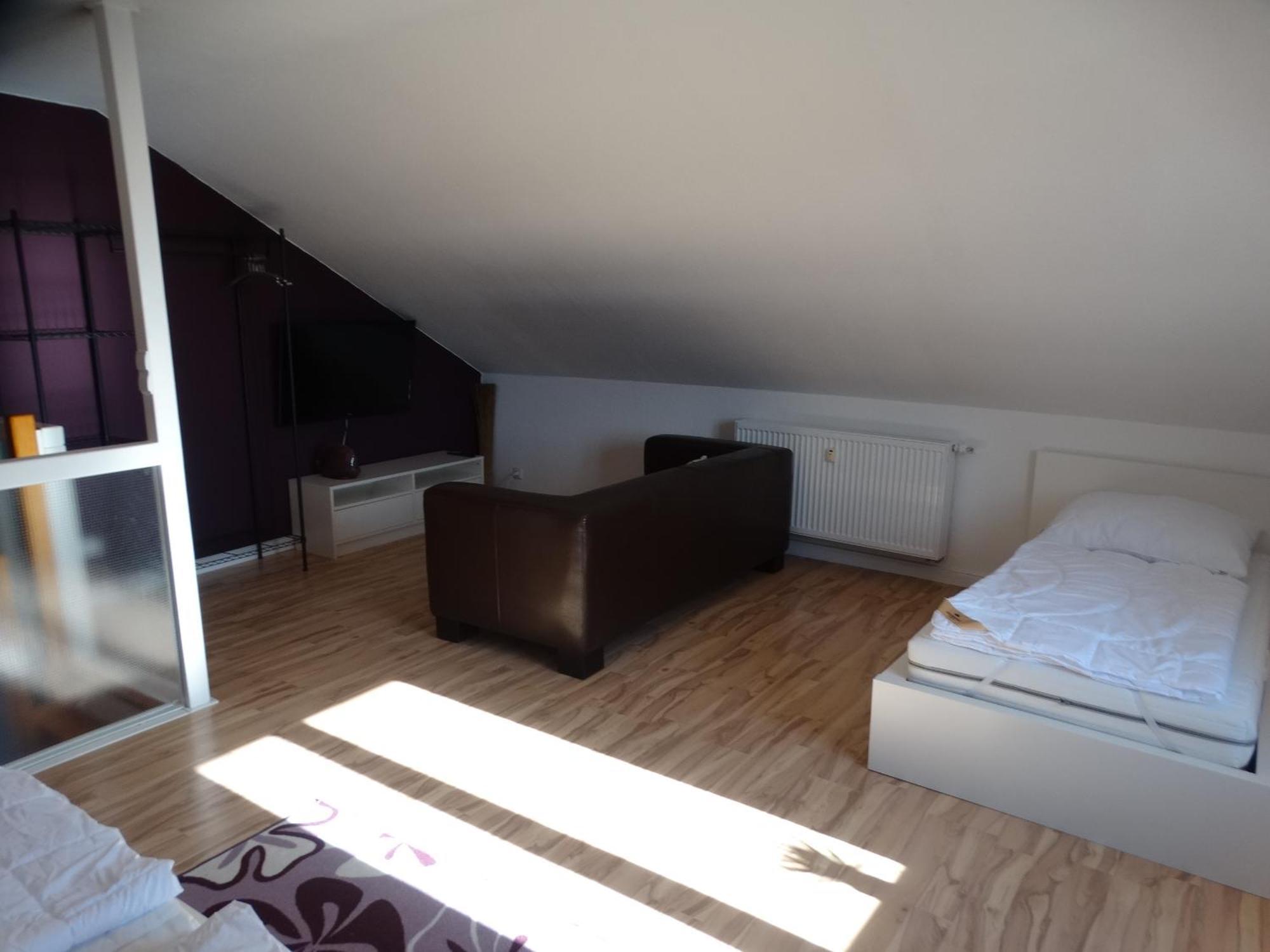Deutsches Haus Apartments Ломе Екстер'єр фото